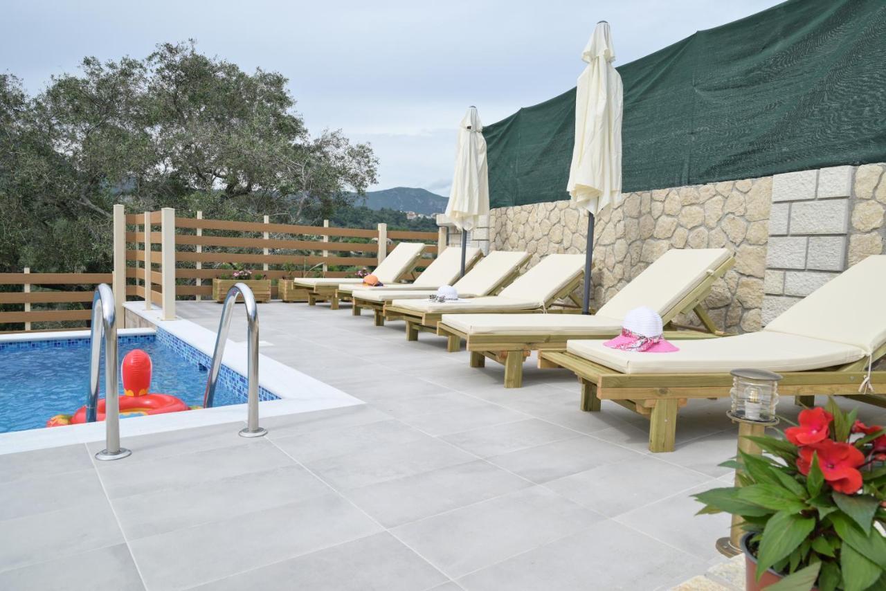 Villa Michalis Liapades Exteriör bild